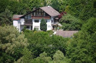 Haus kaufen in 64385 Reichelsheim, Wohnhaus in attraktiver Hanglage mit Personenaufzug und Doppelgarage