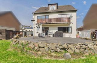 Mehrfamilienhaus kaufen in 53840 Troisdorf, Mehrfamilienhaus mit drei Wohneinheiten in zentraler Lage von Troisdorf-Mitte