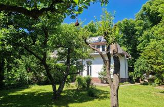 Doppelhaushälfte kaufen in 13467 Hermsdorf, Traumhafte Altbau-Doppelhaushälfte in zentraler Hermsdorflage