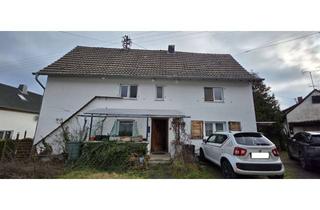 Haus kaufen in 53567 Buchholz, Sanierungsbedürftiges großes Haus - EFH oder 3-4 WE
