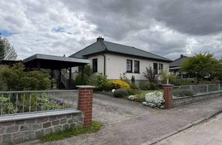 Einfamilienhaus kaufen in Am Brink 29, 17098 Friedland, Charmantes Einfamilienhaus in Friedland mit gepflegtem Grundstück.