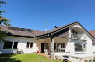 Haus kaufen in 88326 Aulendorf, Sehr besonderes Zweifamilienhaus mit Pool, Sauna und traumhaftem Garten