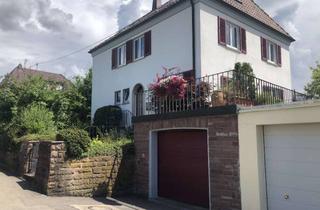 Haus mieten in Burghaldenstraße 42, 71065 Sindelfingen, Freistehendes Einfamilienhaus mit sieben Zimmern und EBK in Sindelfingen