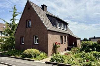 Haus kaufen in 58730 Fröndenberg, Fröndenberg: Freistehendes Wohnhaus in Top-Lage – Exklusives Familienparadies in ruhiger Sackgasse!