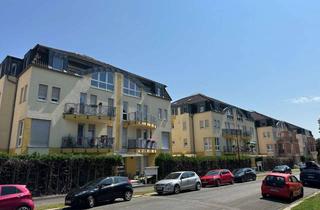 Wohnung kaufen in 08209 Auerbach, Top Gelegenheit * Helle freundl.2 Zi.-Wohnung mit Südbalkon im 2.OG unvermietet