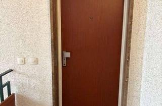 Wohnung kaufen in Pöhlenweg 63, 40629 Grafenberg, Helle 3-Zimmer-Eigentumswohnung mit Loggia in Düsseldorf-Grafenberg