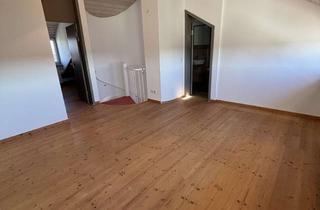 Wohnung kaufen in 71034 Böblingen, Stilvolle 4-Zimmer-Maisonette-Whg mit Balkon, EBK, Kamin, 2 Bäder in BB-Dagersheim | von Privat