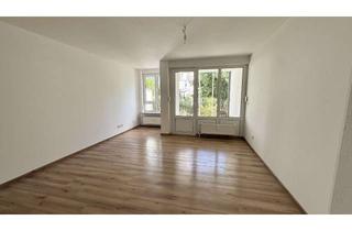 Wohnung mieten in 90419 Nürnberg, Schnieglinger Straße ! Schöne 2-ZW, 53 m², Terrasse mit kleinem Gärtchen, im EG, TG-Stellplatz