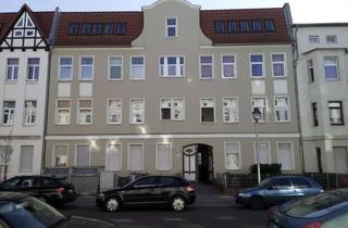 Wohnung mieten in Wolfenbütteler Str. 27, 39112 Sudenburg, 2 RW sanierter Altbau/WE 2.04
