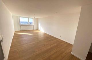 Wohnung mieten in Thudichumstrasse 18-22, 60489 Rödelheim, Großzügige 2-Zi.-Wohnung mit Loggia und neuem Bad