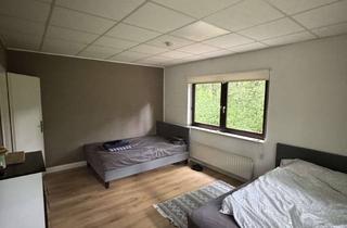 Wohnung mieten in Lennestraße, 45701 Herten, Ein WG-Zimmer mit mitbenutzt- Garten, Küche, Badezimmer.