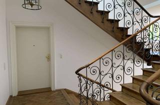 Wohnung mieten in 81667 München, Ruhige und helle 2 -Zi.-DG-Altbauwohnung, Mü.-Haidhausen, Franzosenviertel