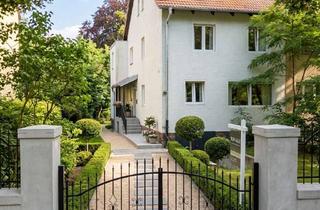 Haus kaufen in Siemensstraße 50-56, 12247 Lankwitz, 320 m² Wohn-Immobilie, Steglitz-Zehlendorf mit Tiefgarage und Stellplatz und 180 m² Ausbau-Reserve