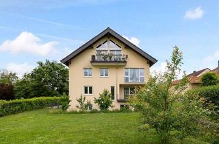 Mehrfamilienhaus kaufen in 61267 Neu-Anspach, Smarte & seltene Investmentchance: Hochwertiges Mehrfamilienhaus mit Feldblick & Cashflow