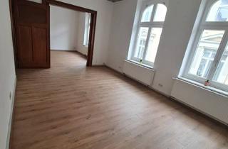 Wohnung mieten in Wilhelmstr., 58511 Lüdenscheid, Sehr schöne Altbauwohnung mit Balkon im Zentrum von Lüdenscheid