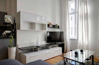 Wohnung kaufen in Torstraße 220, 10115 Berlin, Kernsanierte 2-Zimmer-Altbauwohnung in ruhiger Innenhoflage