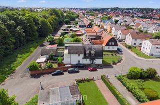 Haus kaufen in 61200 Wölfersheim, Wölfersheim - WO DER GARTEN DEN WALD INS HAUS HOLT! - Leben in erster Reihe zum Wölfersheimer See