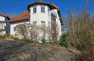 Wohnung kaufen in 66459 Kirkel, Kirkel - ruhige 3 ZKB Wohnung mit Gartenanteil und Einbauküche