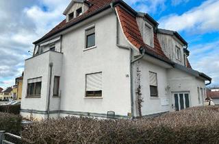 Wohnung kaufen in 73479 Ellwangen, Ellwangen (Jagst) - Charmante 2-Zimmer-Dachgeschosswohnung zu verkaufen