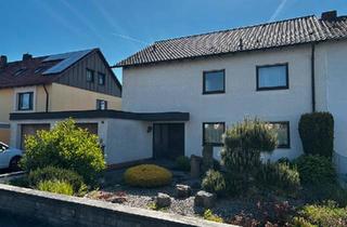 Einfamilienhaus kaufen in 97493 Bergrheinfeld, Bergrheinfeld - Einfamilienhaus mit Doppelgarage & Garten