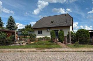 Einfamilienhaus kaufen in 06188 Landsberg, Landsberg - Einfamilienhaus inkl.gegenüberliegendes Grundstück m Garage