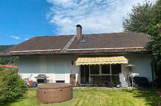 Wohnung kaufen in 94539 Grafling, Grafling - Große 4-Zimmer Wohnung Garten Garage Keller