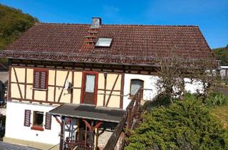 Haus kaufen in 35789 Weilmünster, Weilmünster - Fachwerkhaus 30 min. von Gießen oder Oberursel im Weiltal.