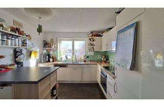 Wohnung kaufen in Lettenweg 1a, 79639 Grenzach-Wyhlen, Gepflegte gut geschnittene 3-Zimmer Wohnung mit Balkon u. TG-Stellplatz in toller Lage von Wyhlen!