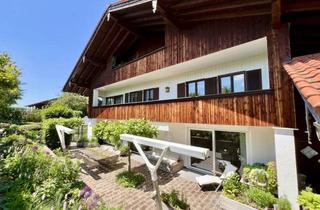 Wohnung kaufen in 83677 Reichersbeuern, Einzigartiges Wohnerlebnis: Großzügigkeit trifft auf stilvolles Ambiente und Gartenidylle!