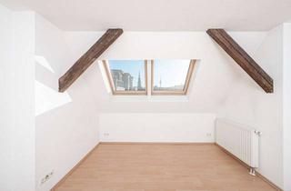 Wohnung kaufen in Schönhauser Allee 151, 10435 Prenzlauer Berg, Altbau in Prenzlauer Berg - bezugsfreie 2-Raumwohnung im Dachgeschoss