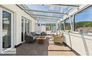 Penthouse kaufen in 54439 Saarburg, ALTERSGERECHTES WOHNEN! PENTHOUSE MIT GARAGE, WEITBLICK UND KOMFORT!