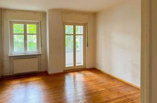 Wohnung kaufen in Karl-Egon-Straße 13, 10318 Karlshorst, Klassischer Wohncharme in Karlshorst – 2 Zimmer mit sonnigem Westbalkon