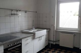 Wohnung kaufen in Scheffelstraße 60, 76135 Weststadt, Altbau: Stilvolle 3-Zimmer-Wohnung Weststadt