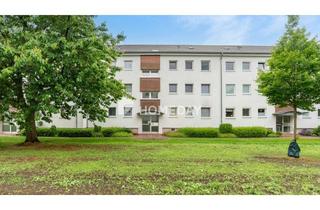 Wohnung kaufen in 24220 Flintbek, Drei Zimmer mit Loggia und Garage in gepflegter Wohnanlage