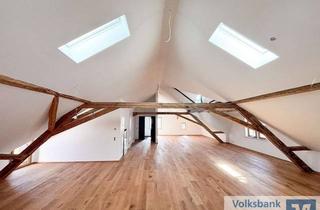 Wohnung mieten in 78462 Konstanz, Exklusive Dachgeschosswohnung in bester Lage (Biogasheizung)