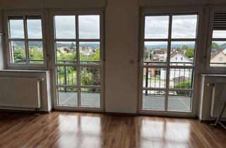 Wohnung mieten in Wallstraße, 63839 Kleinwallstadt, Helle Dachgeschosswohnung in Kleinwallstadt