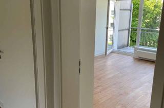 Wohnung mieten in Pulverstraße 88, 22880 Wedel, +++ Erstbezug nach Sanierung - Schicke 2. Zi. Wohnung mit Balkon in Wedel +++
