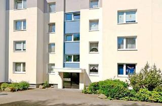 Sozialwohnungen mieten in Emsstr. 30, 38120 Weststadt, Emsstr. 30, 3 R - Großzügige 3-Zimmer-Wohnung mit Loggia und Gäste-WC. WBS erforderlich!