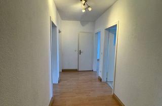 Wohnung mieten in 45128 Südviertel, Große Dachgeschosswohnung in Essen – Ideal für Familien oder WG