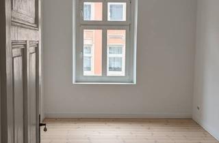 Wohnung mieten in Holsteiner Straße 37, 42107 Elberfeld, Altbau trifft Neustart – Stilvolle 4-Zimmer-Wohnung mit Stuckdecken, 2 Balkonen & neuer Wärmepumpe