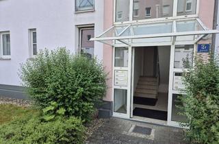 Wohnung mieten in Brahmsstraße 2f, 93053 Galgenberg, Zwei Zimmer Hochparterre-Wohnung am Galgenberg mit Garten