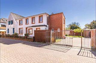 Haus kaufen in 26757 Borkum, Borkum: Zentrales Wohnhaus mit Potential