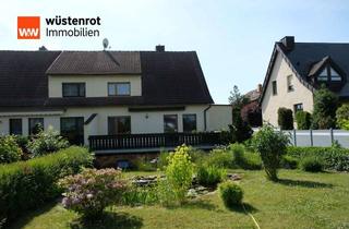 Haus kaufen in 01612 Nünchritz, Charmante DHH mit Teich, großer Terrasse & Kellergarage in ruhiger Lage von Nünchritz