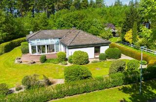 Haus kaufen in 25852 Bordelum, Ruhige, naturnahe Lage in Nordseenähe: Geräumiger und gut gepflegter Walmdachbungalow.