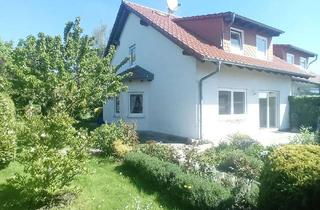 Haus kaufen in 18236 Kröpelin, DHH in ruhiger Lage im Stadtkern von Kröpelin