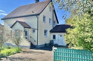 Einfamilienhaus kaufen in 79771 Klettgau, Attraktives Einfamilienhaus mit großzügigem Grundstück und viel Grünfläche