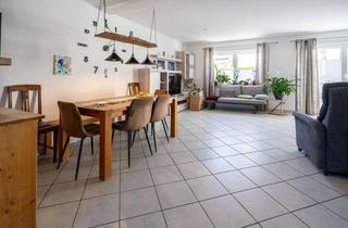 Haus kaufen in 89150 Laichingen, Modernes Wohnen auf drei Ebenen – gepflegtes Reihenmittelhaus in Schulnähe
