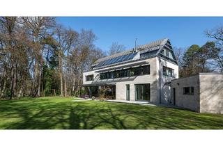 Villa kaufen in 80997 München, Moderne Villa auf Parkgrundstück