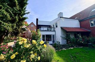 Haus kaufen in 21335 Lüneburg, Hochwertig saniertes Stadthaus mit Gartenidylle - Wohnen in der schönen Lüneburger Altstadt