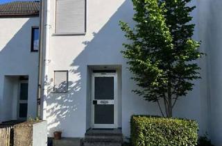 Haus kaufen in 71088 Holzgerlingen, Holzgerlingen: Reihenmittelhaus-Ideal für Familien oder Paare